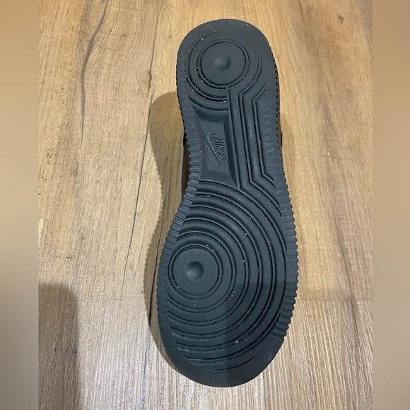 Nike Air Force 1 w/ Box - Picture 6 of 10